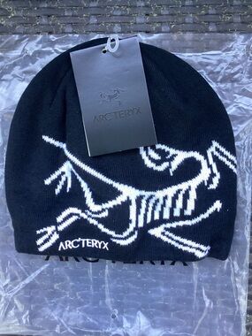 Arc'teryx Black and White Skeleton Logo Beanie